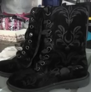 Black compound boots